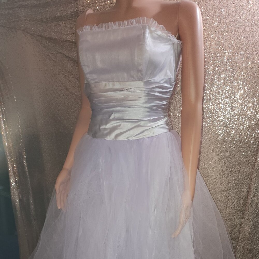 Dress Strapless With Lace. Formal: Prom, Wedding Etc